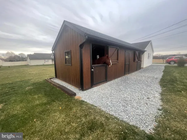 $1,850 | 63 Harristown Road, Paradise, PA 17562