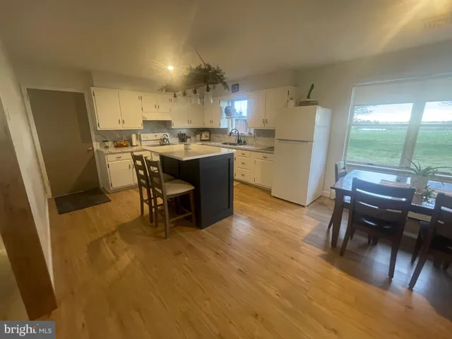 $1,850 | 63 Harristown Road, Paradise, PA 17562