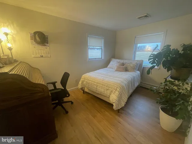 $1,850 | 63 Harristown Road, Paradise, PA 17562