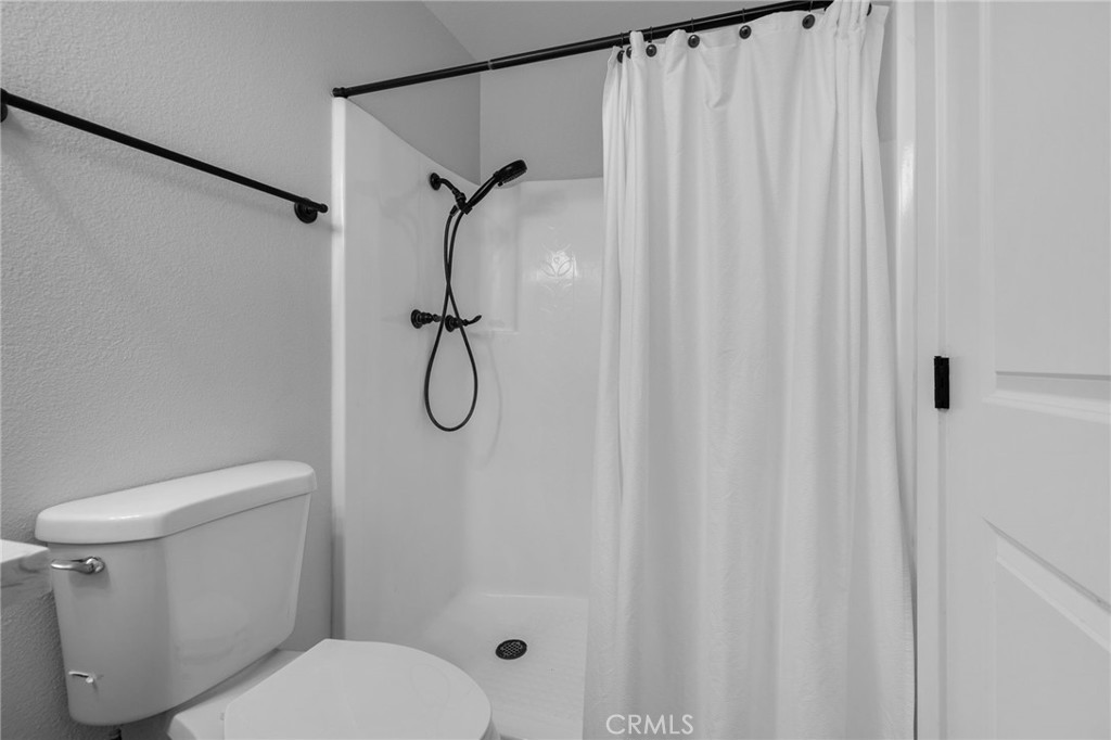 8949 Cudahy Court Riverside, CA 92503 - Photo 21 of 42 Walk in Shower.