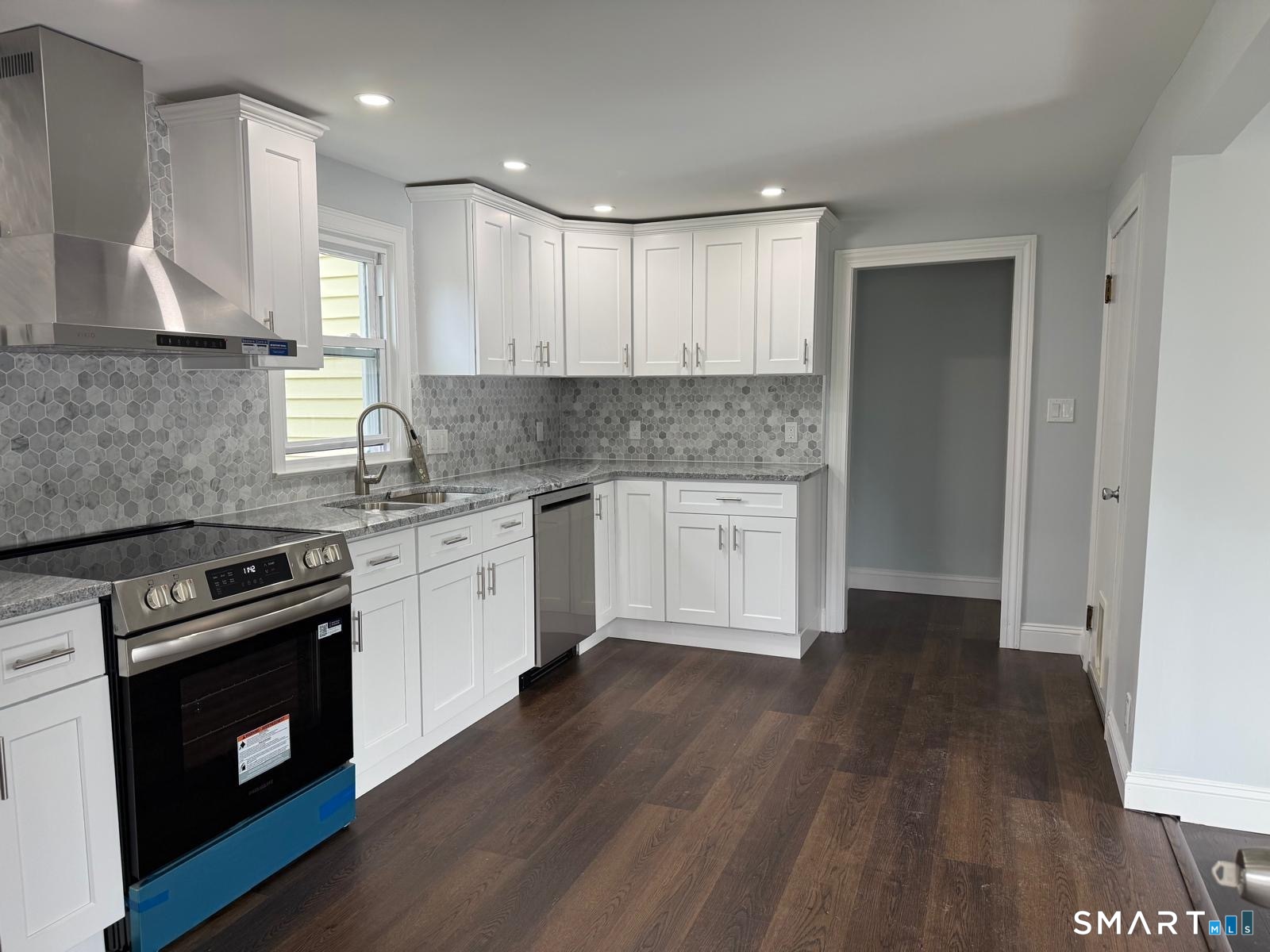 1557 Wolcott Road Wolcott, CT 06716 - Photo 13 of 34 Gallery Image 13