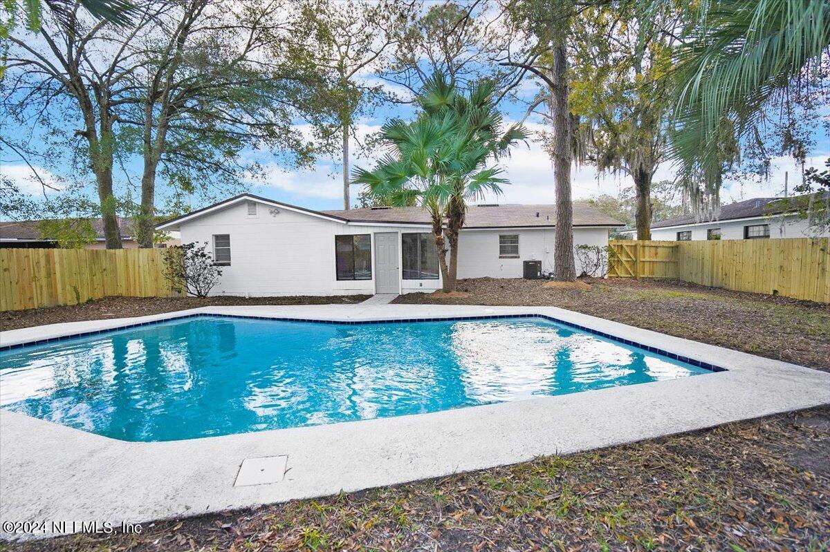 5549 Kennerly Road Jacksonville, FL 32207 - Photo 27 of 32 12-5549 Kennerly Rd (12)