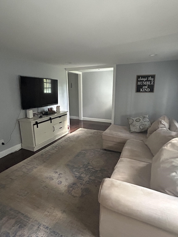 1389 Main Street Lynnfield, MA 01940 - Photo 2 of 6