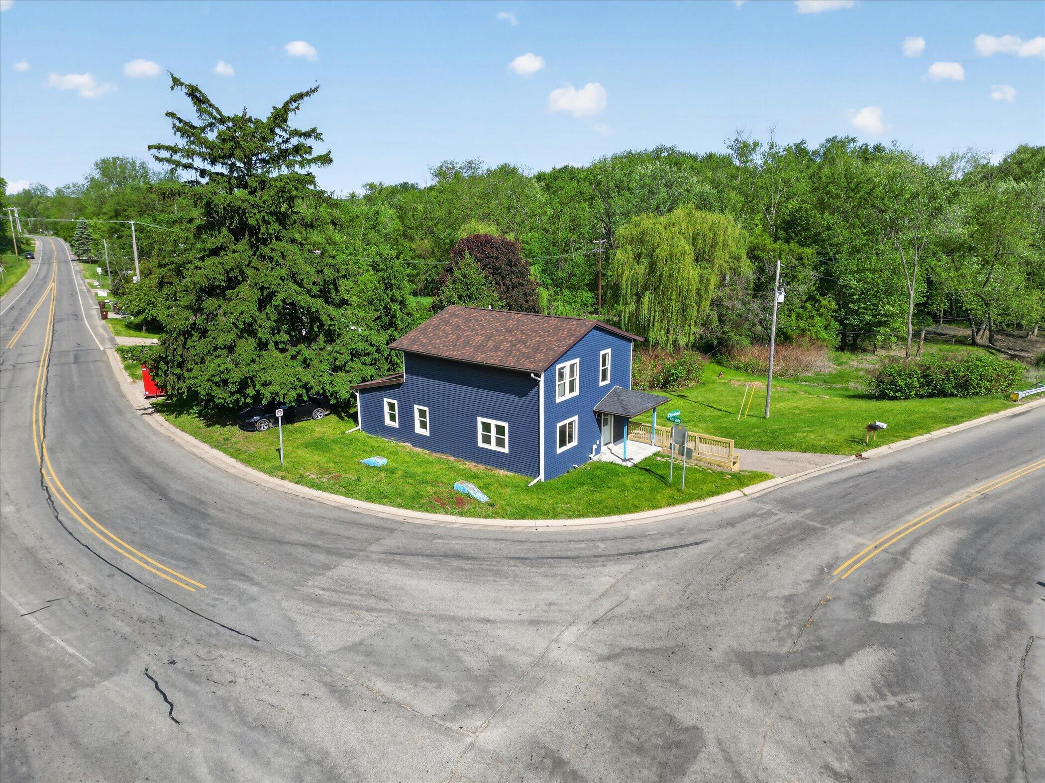1387 East Riverside Drive Ionia, MI 48846 - Photo 10 of 60 42-1387-E-Riverside-Dr-Ionia-MI-48846-Wi