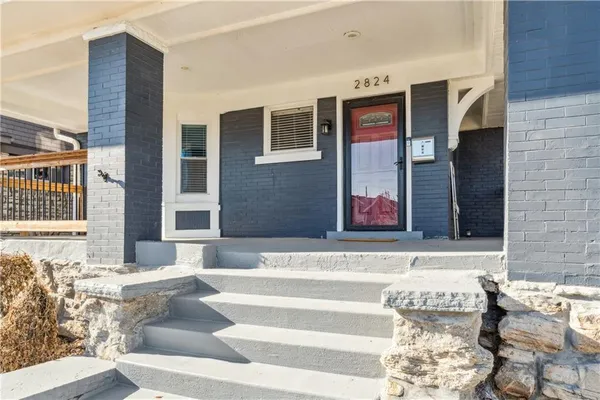$474,999 | 2824 Tracy Avenue, Kansas City, MO 64109