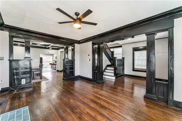 $474,999 | 2824 Tracy Avenue, Kansas City, MO 64109