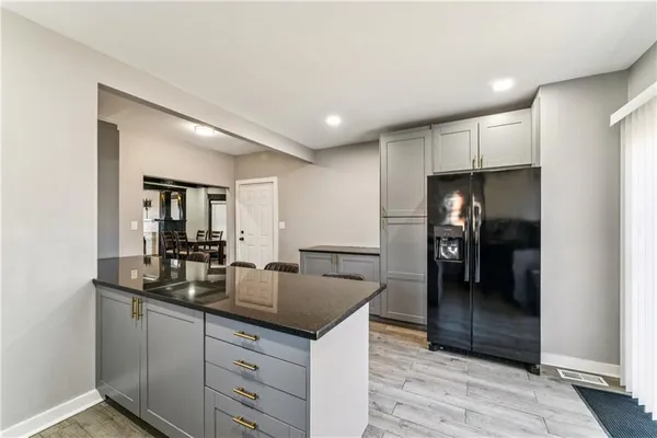 $474,999 | 2824 Tracy Avenue, Kansas City, MO 64109