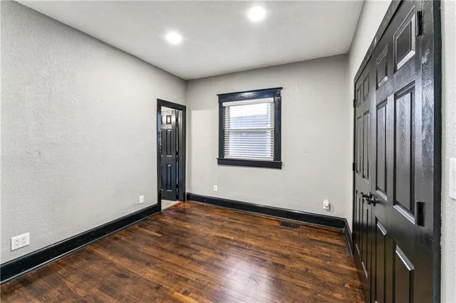 $495,000 | 2824 Tracy Avenue, Kansas City, MO 64109