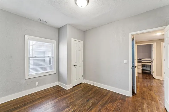 $495,000 | 2824 Tracy Avenue, Kansas City, MO 64109