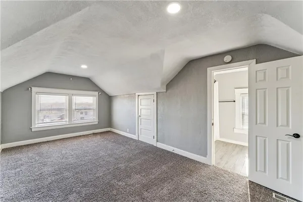 $474,999 | 2824 Tracy Avenue, Kansas City, MO 64109