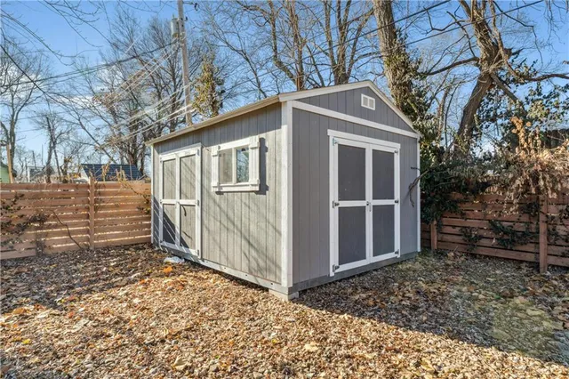 $495,000 | 2824 Tracy Avenue, Kansas City, MO 64109