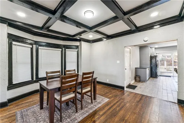 $474,999 | 2824 Tracy Avenue, Kansas City, MO 64109