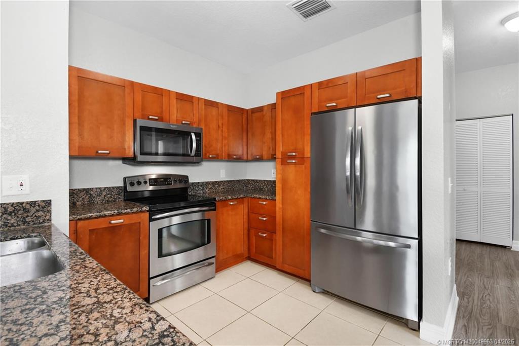 63 Southeast Palermo, Unit 201 Stuart, FL 34994 - Photo 29 of 47