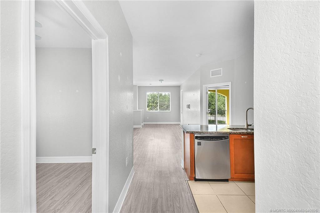 63 Southeast Palermo, Unit 201 Stuart, FL 34994 - Photo 32 of 47