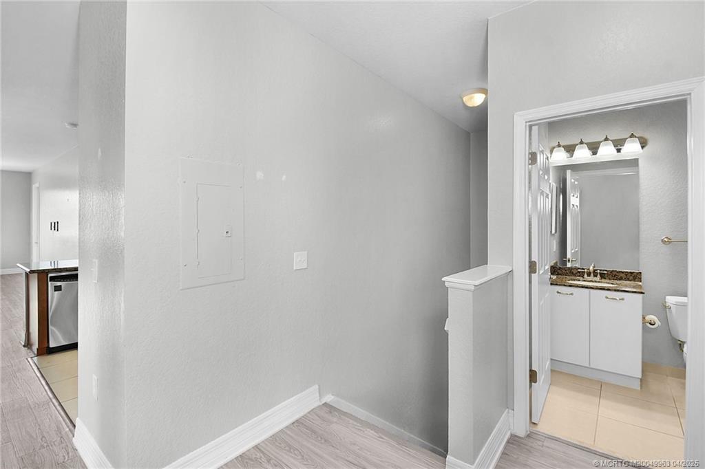 63 Southeast Palermo, Unit 201 Stuart, FL 34994 - Photo 36 of 47