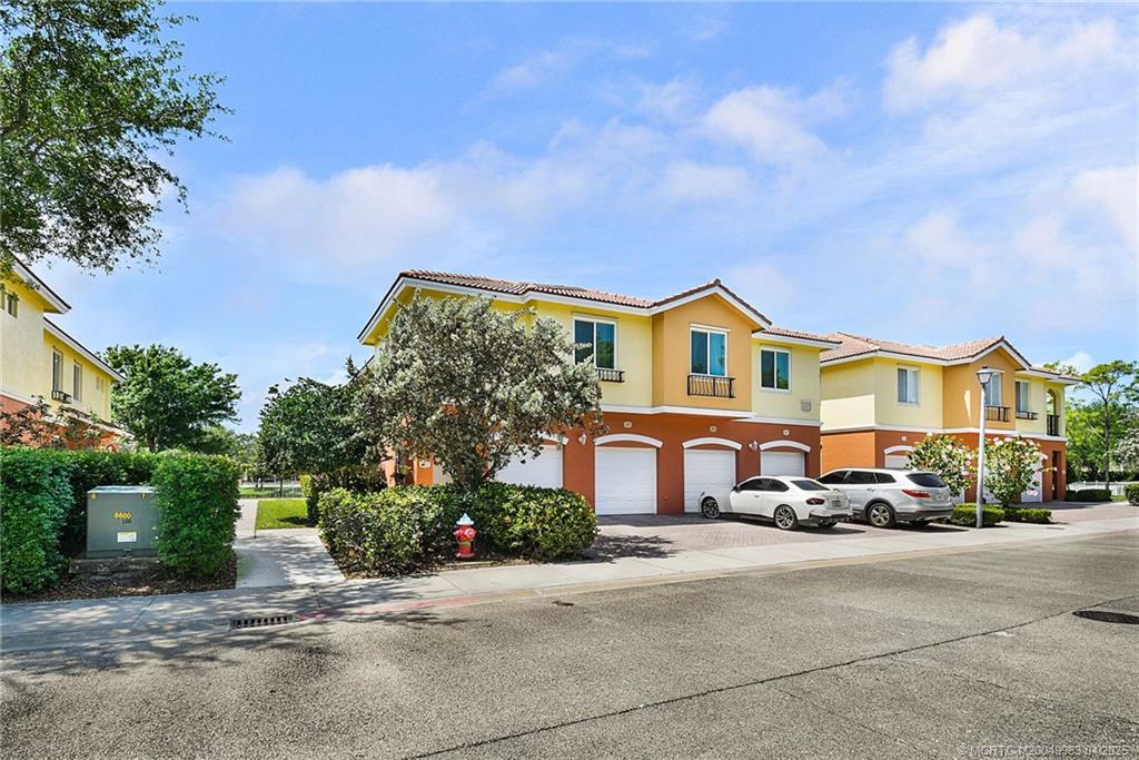 63 Southeast Palermo, Unit 201 Stuart, FL 34994 - Photo 5 of 47