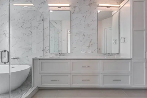 $888,800 | 12820 Verdi Drive, Houston, TX 77024