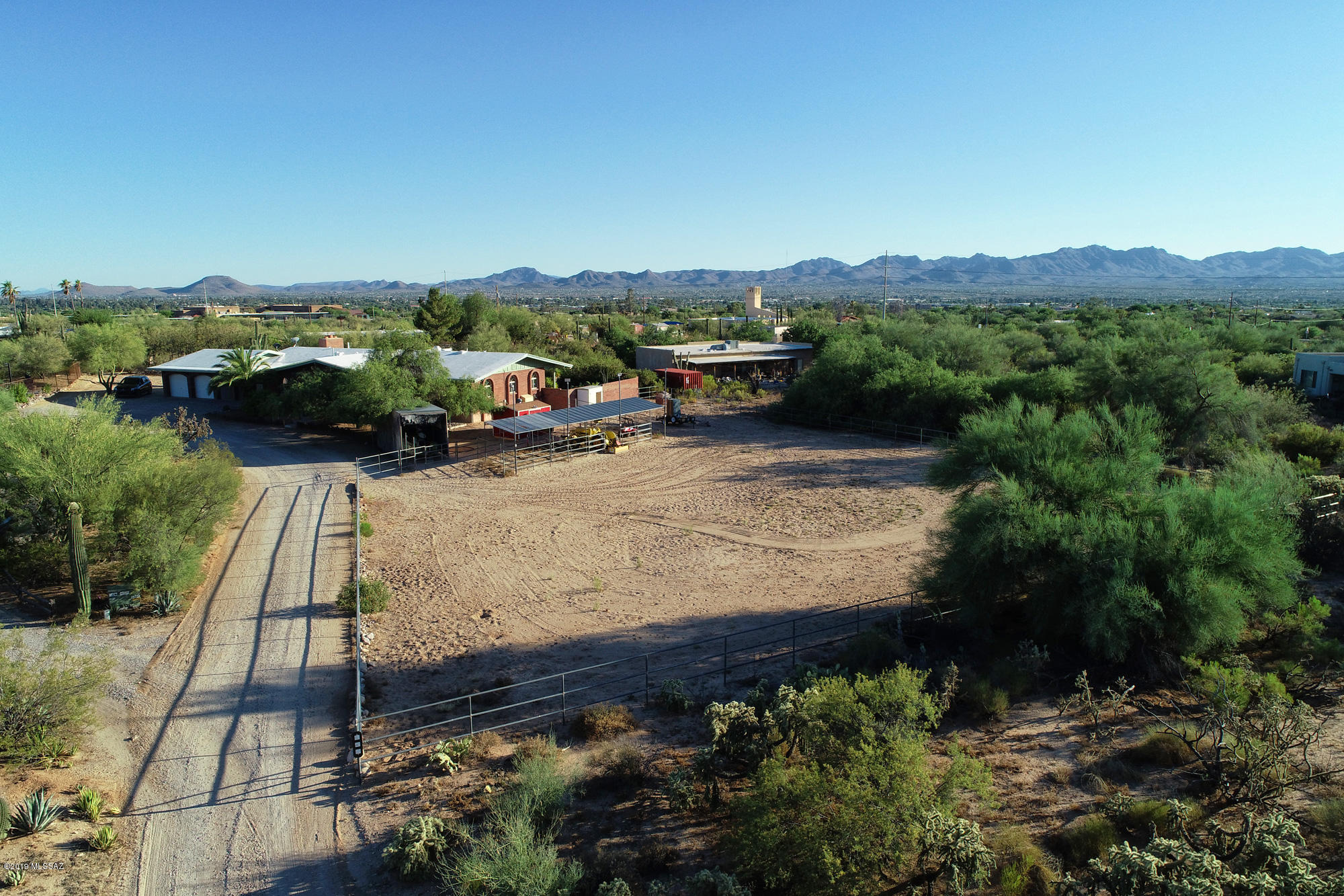 1261 West Panorama Road Tucson, AZ 85704 - Photo 7 of 46 Gallery Image 7
