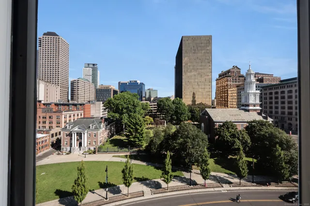 $169,000 | 1 Gold Street, Unit 9D, Hartford, CT 06103