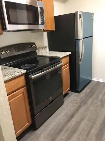 $900 | 6050 Melody Lane, Unit 317, Dallas, TX 75231