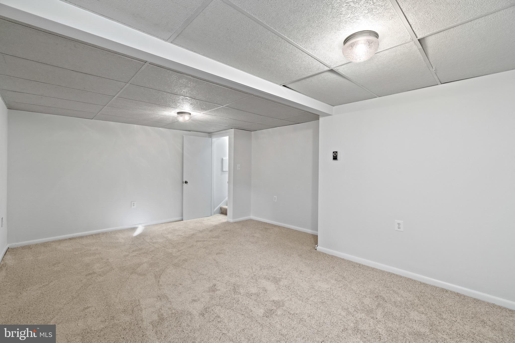 1913 Halifax Road Woodbridge, VA 22191 - Photo 29 of 38