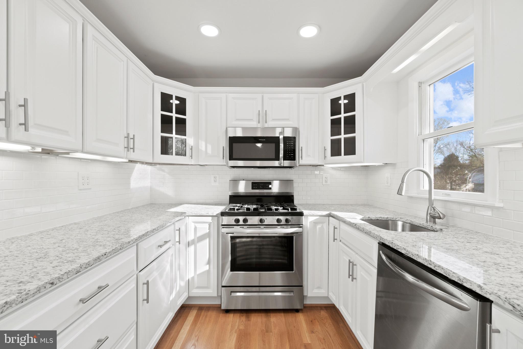 1913 Halifax Road Woodbridge, VA 22191 - Photo 10 of 38