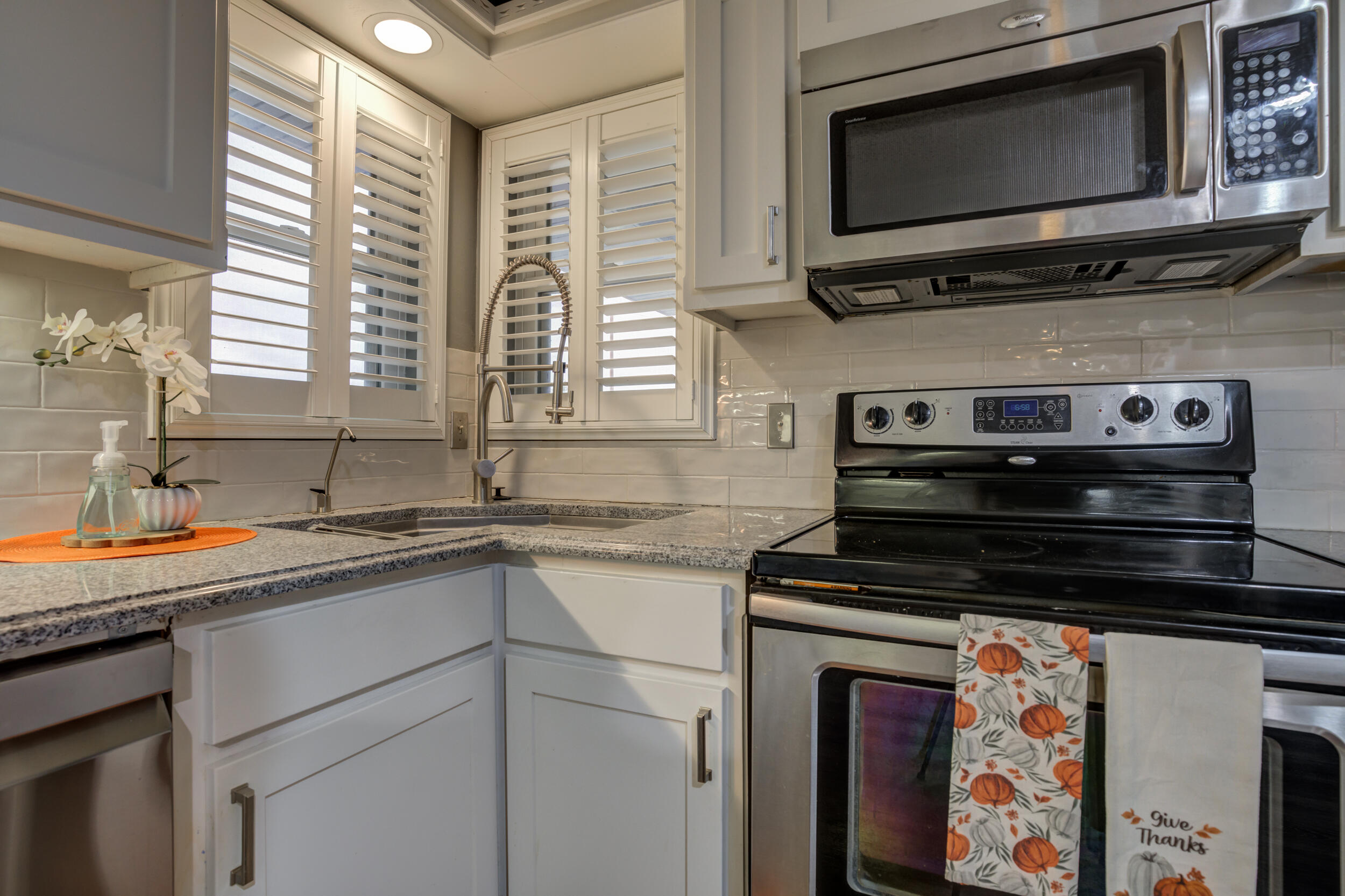 1410 2nd Street Plains, TX 79355 - Photo 17 of 42 4DSC04633_4_5_6_7