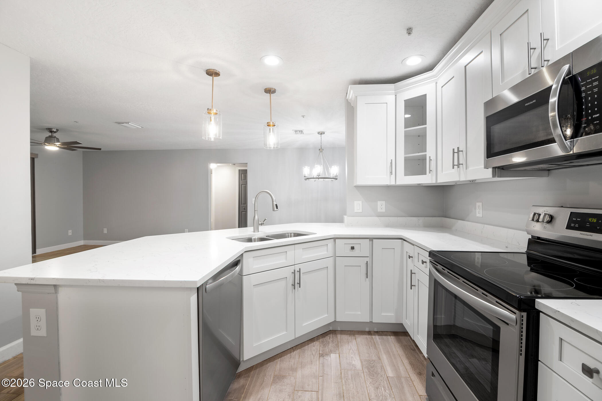 7667 North Wickham Road, Unit 1201 Melbourne, FL 32940 - Photo 6 of 29 Kitchen