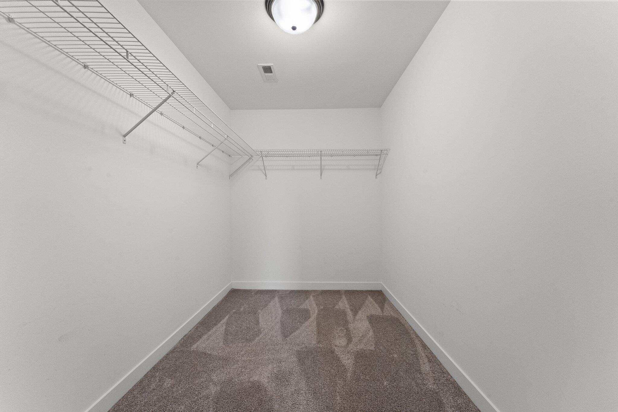 1367 Prairie Drive Crown Point, IN 46307 - Photo 17 of 19 2048x1365