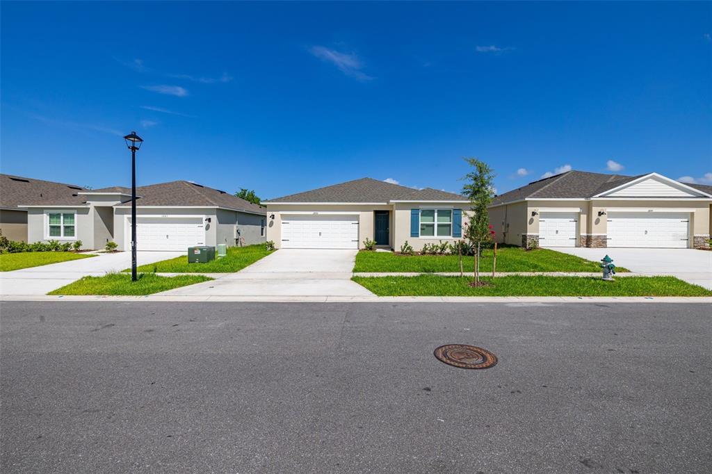 2893 House Finch Road Harmony, FL 34773 - Photo 2 of 84