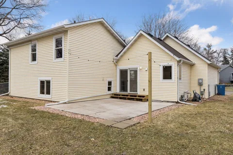 $425,000 | 1885 Garden Lane, White Bear Lake, MN 55110