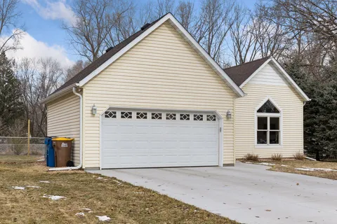 $425,000 | 1885 Garden Lane, White Bear Lake, MN 55110