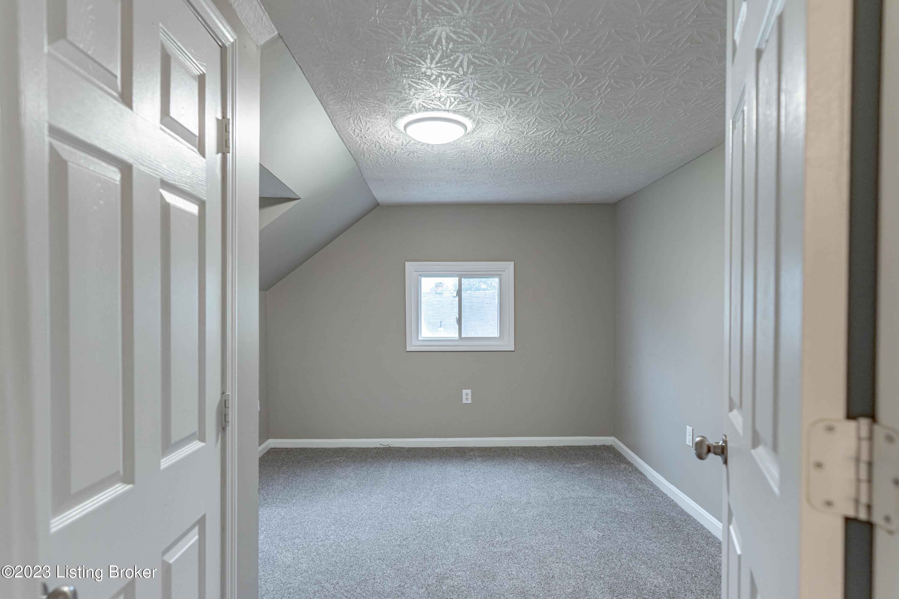 6002 Pendleton Road Louisville, KY 40272 - Photo 43 of 66 DSC02191