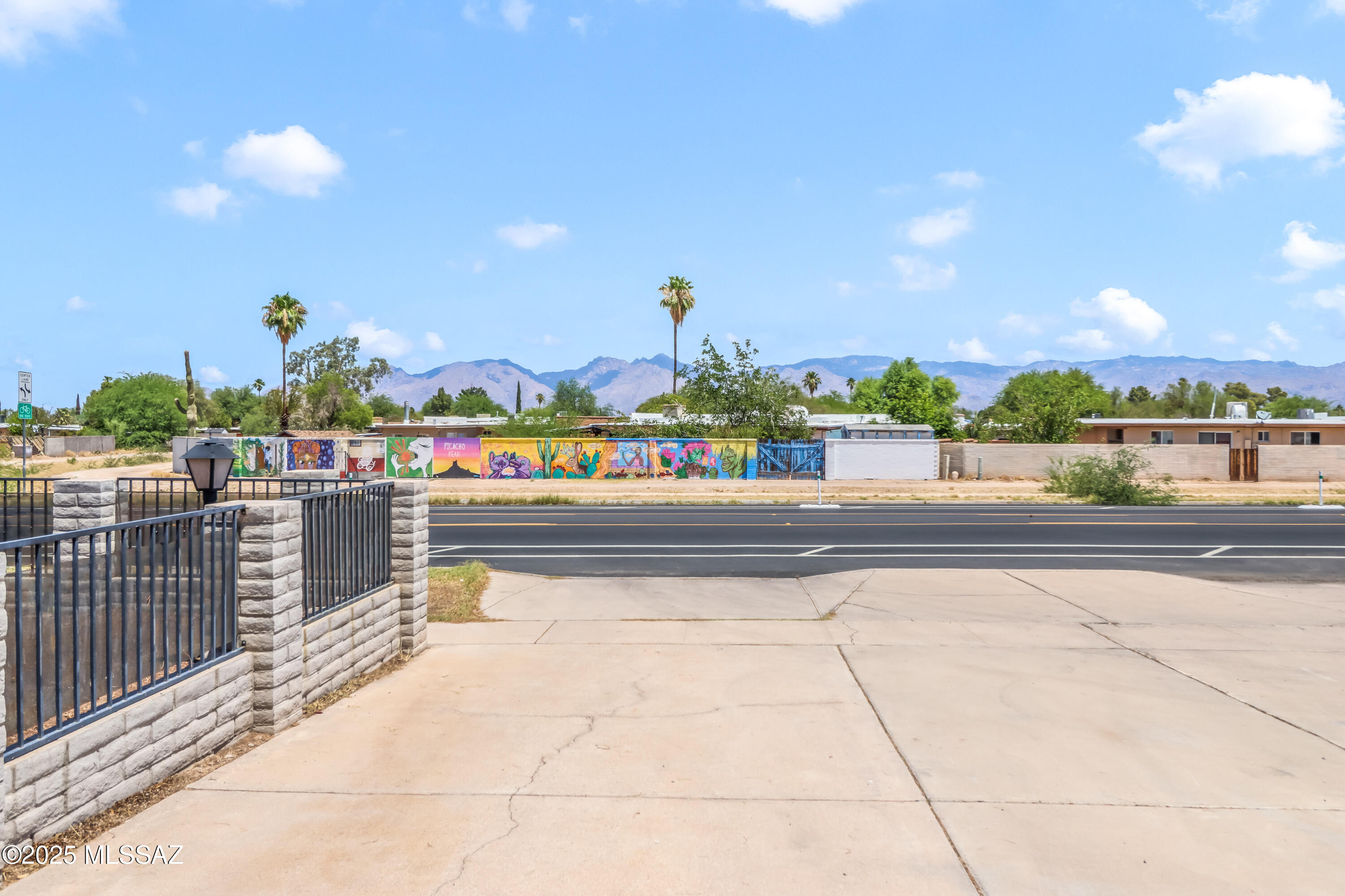 7602 East Stella Road Tucson, AZ 85730 - Photo 5 of 35 Gallery Image 5