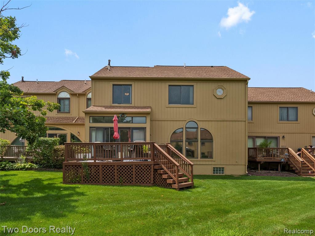 2239 Crystal Drive Rochester Hills, MI 48309 - Photo 2 of 42
