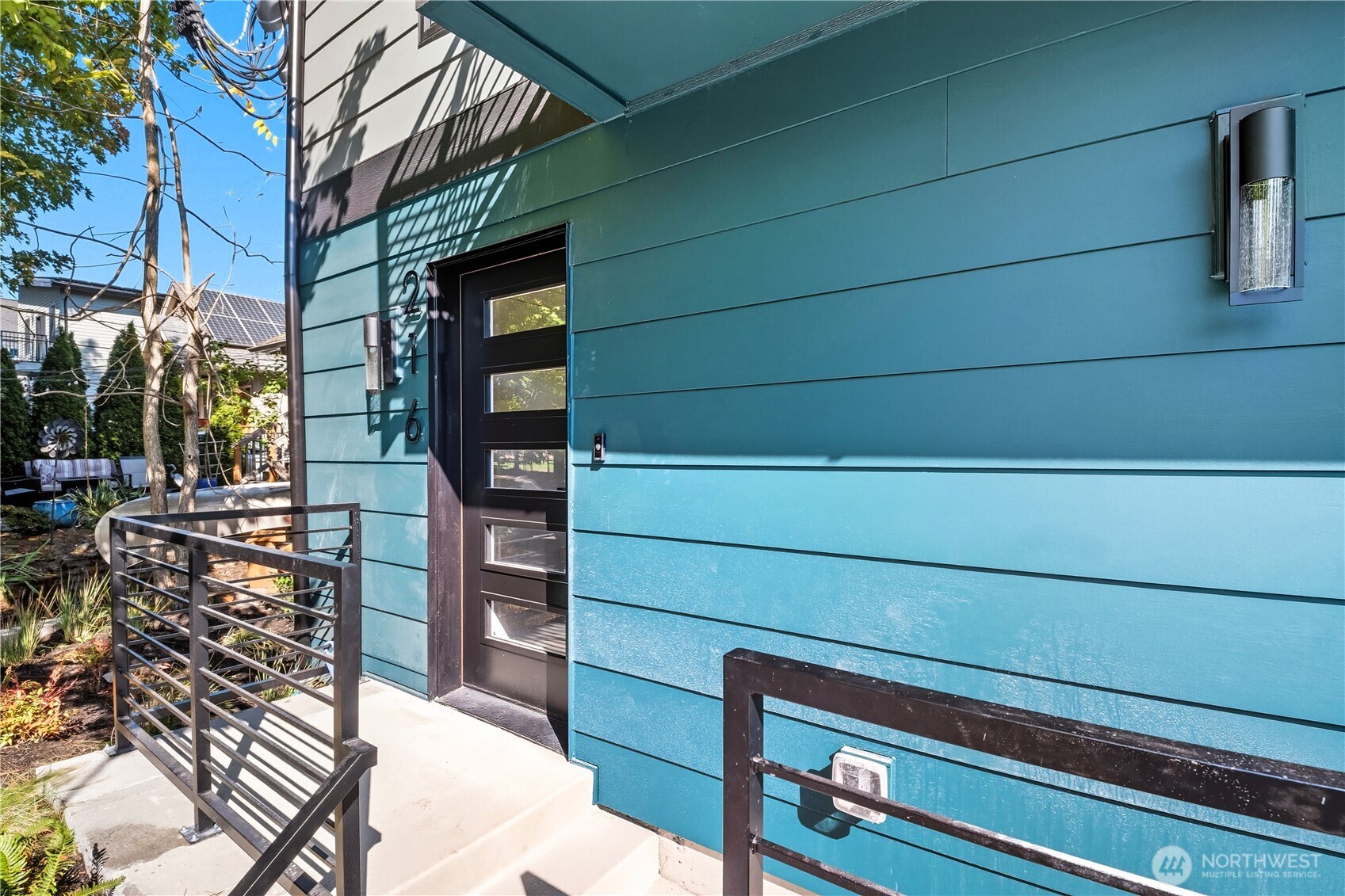 220 21st Avenue East Seattle, WA 98112 - Photo 37 of 38