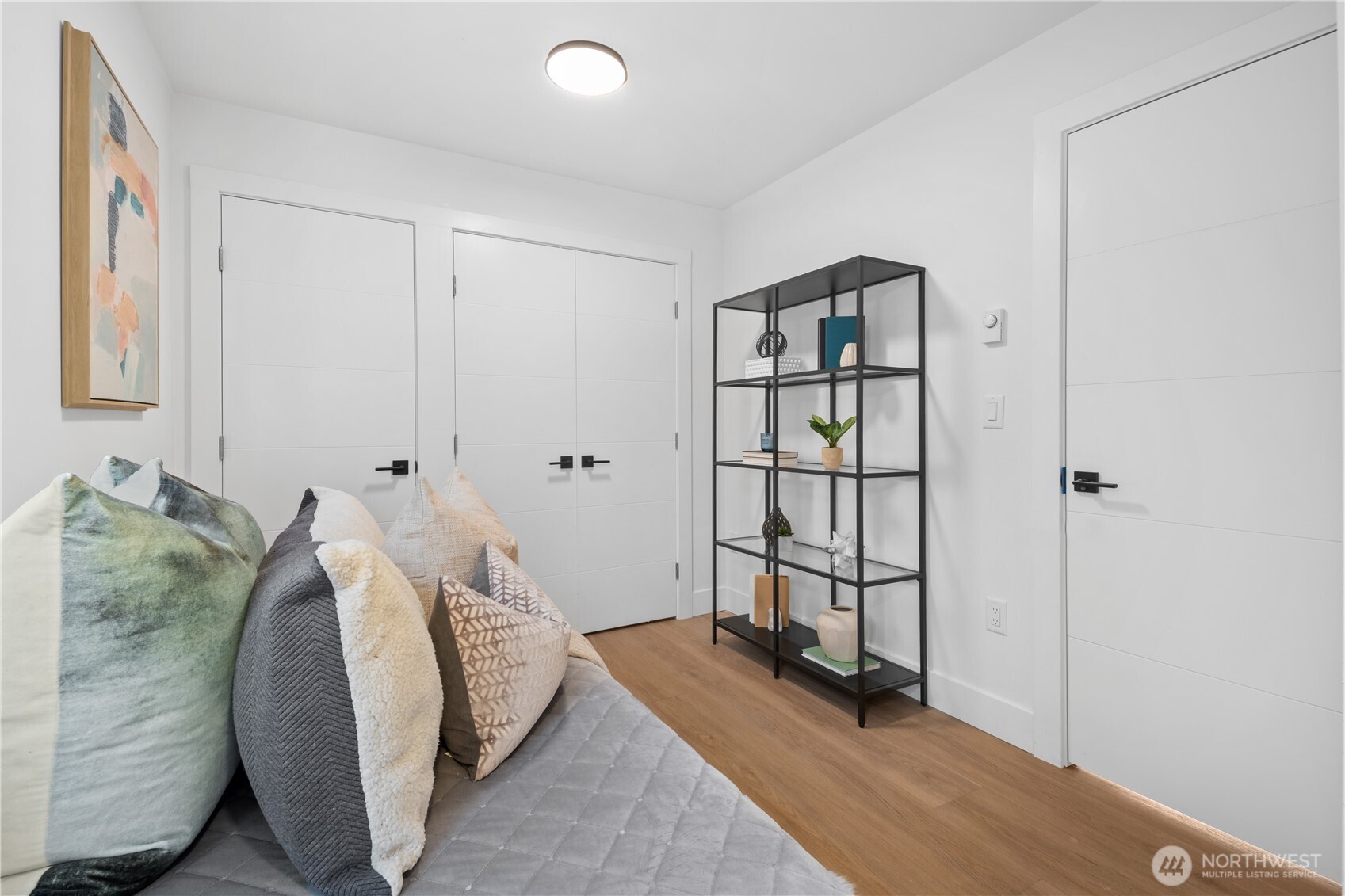 220 21st Avenue East Seattle, WA 98112 - Photo 10 of 38 a view of a livingroom with furniture