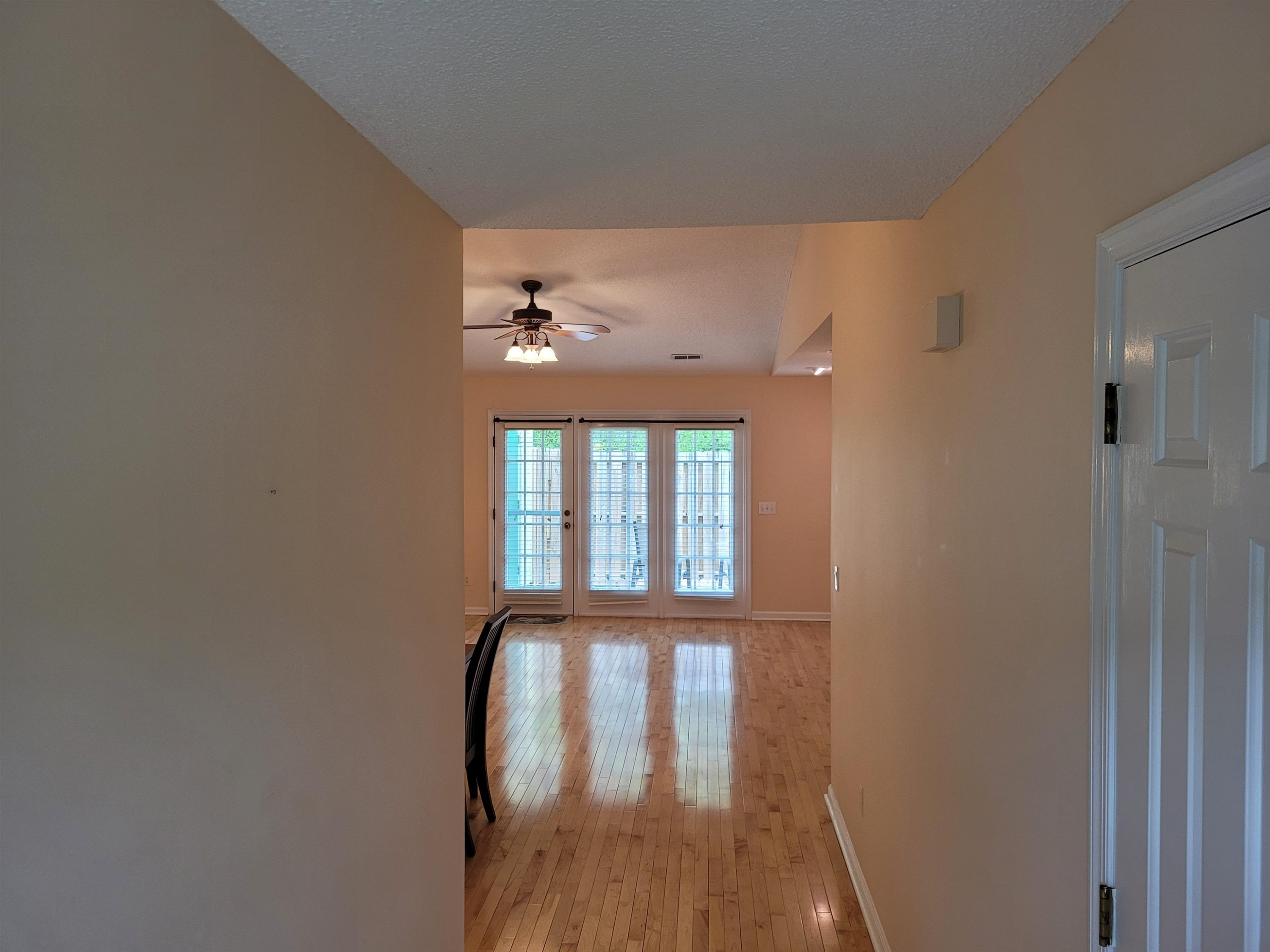 2612 Cottage Circle Raleigh, NC 27613 - Photo 7 of 25 Photo 7