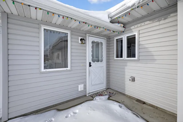 $219,500 | 707 West Veterans Memorial Highway, Kasson, MN 55944