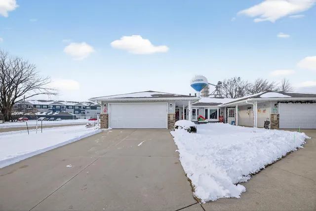 $219,500 | 707 West Veterans Memorial Highway, Kasson, MN 55944