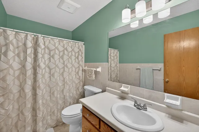 $219,500 | 707 West Veterans Memorial Highway, Kasson, MN 55944