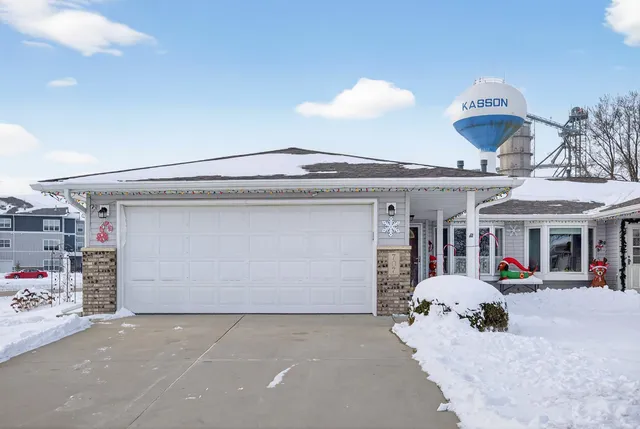 $219,500 | 707 West Veterans Memorial Highway, Kasson, MN 55944