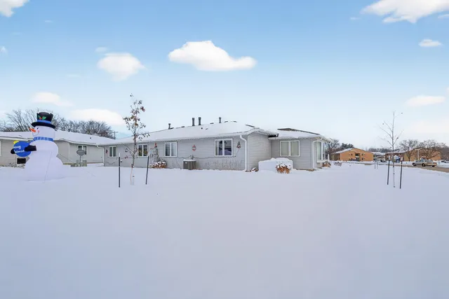 $219,500 | 707 West Veterans Memorial Highway, Kasson, MN 55944