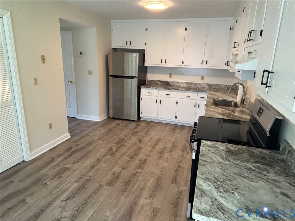 8630 Richmond Road Toano, VA 23168 - Photo 16 of 22 Unit B Kitchen
