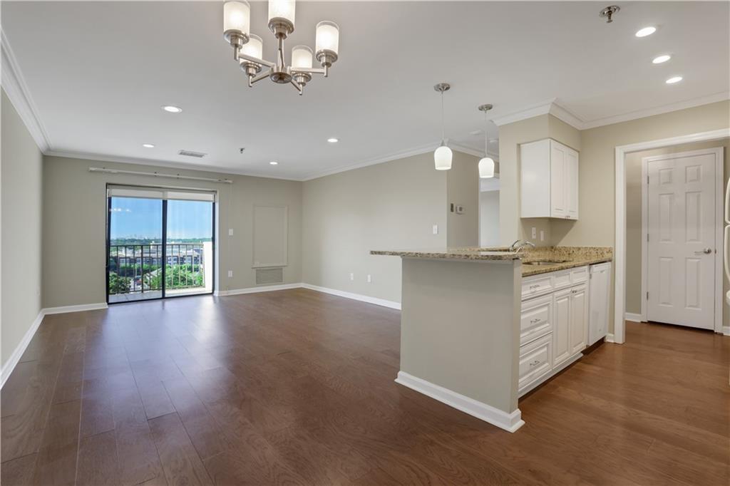 300 Johnson Ferry Road, Unit B902 Atlanta, GA 30328 - Photo 7 of 37
