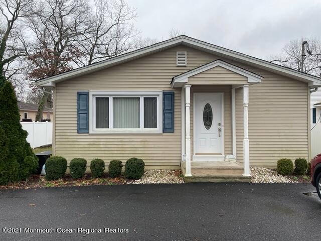 1574 Forge Pond Road Brick, NJ 08724 - Photo 2 of 11 IMG_0431