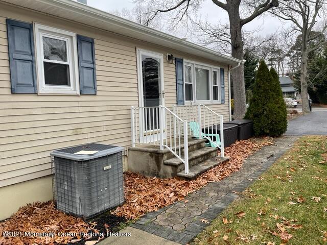 1574 Forge Pond Road Brick, NJ 08724 - Photo 3 of 11 IMG_0427