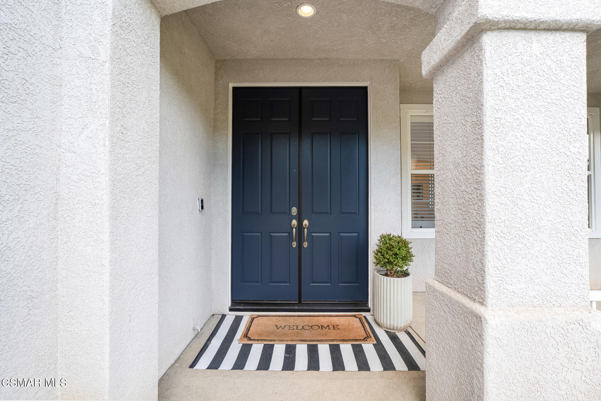 2339 Rudolph Drive Simi Valley, CA 93065 - Photo 4 of 61 2339 Rudolph Dr - HsHProd-68