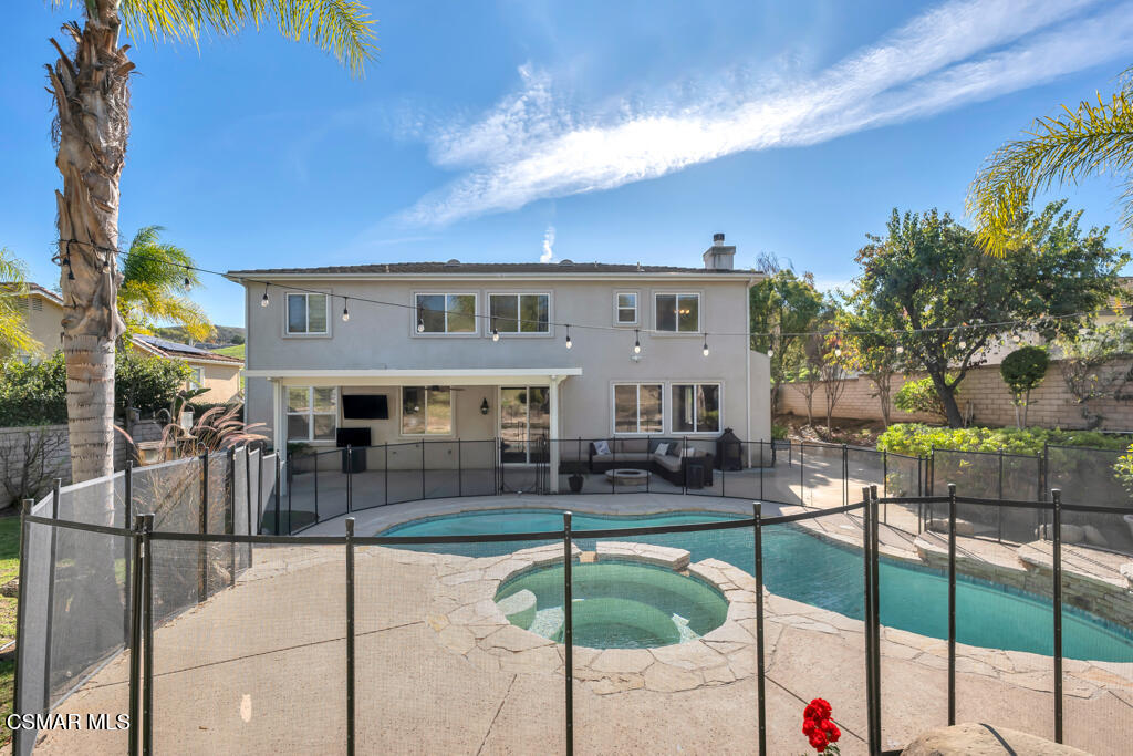 2339 Rudolph Drive Simi Valley, CA 93065 - Photo 41 of 61 a front view of a house with garden