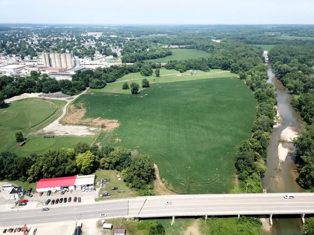 $175,000 | 1 East 5th Street, Connersville, IN 47331